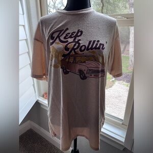 “keep rollin’” shirt| never worn| size M